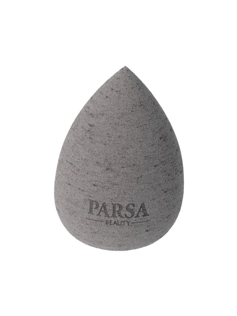 Grauer, tropfenförmiger Make-up-Schwamm mit Parsa Beauty Logo.