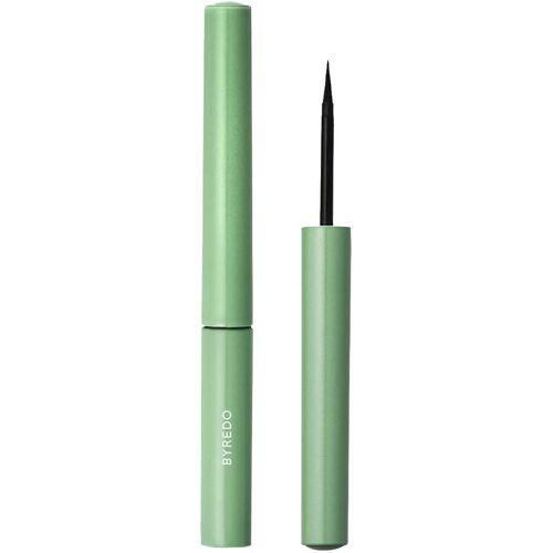 Grüner Eyeliner-Stift von Byredo, geöffnet mit feiner Applikator-Spitze.