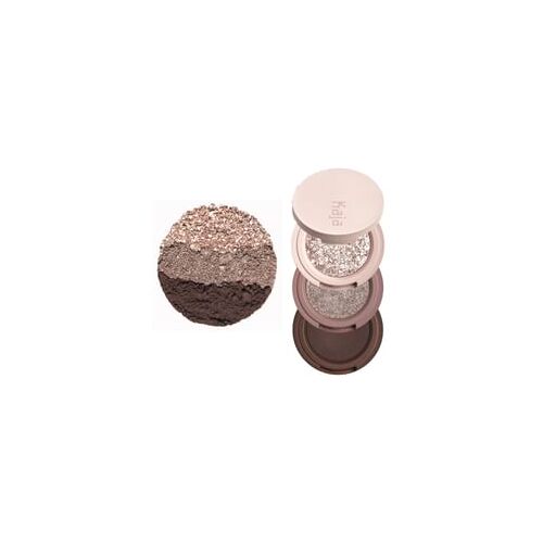 Geöffnete Lidschattenpalette mit mehreren neutralen Farbtönen. Geöffnete Lidschattenpalette mit mehreren neutralen Farbtönen.