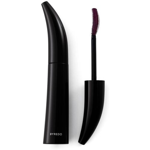 Schwarze, geschwungene Mascara mit geöffnetem Deckel und gebogener Bürste.