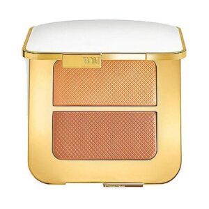 Goldene Kosmetikverpackung mit zwei bronzefarbenen Pudern auf weißem Hintergrund.