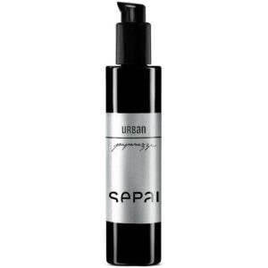 Schwarze Flasche mit Pumpspender, silberne Aufschrift "Sepai Urban".