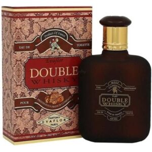 Parfümflasche und Verpackung mit der Aufschrift "Double Whisky" auf beigem Hintergrund.